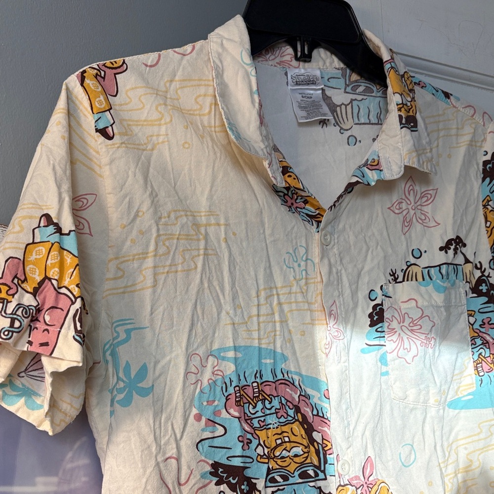 SpongeBob Nickelodeon small button down.